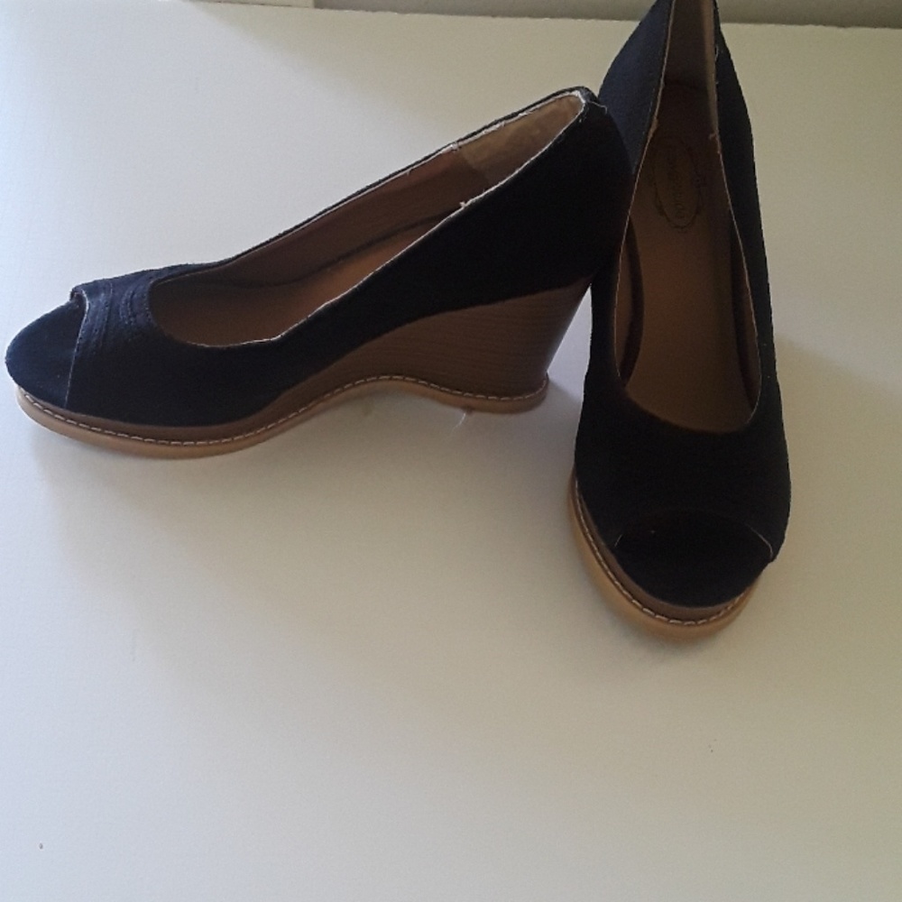 Women's New Attitude Black Fabric Wedge Shoes  Size 6 1/2